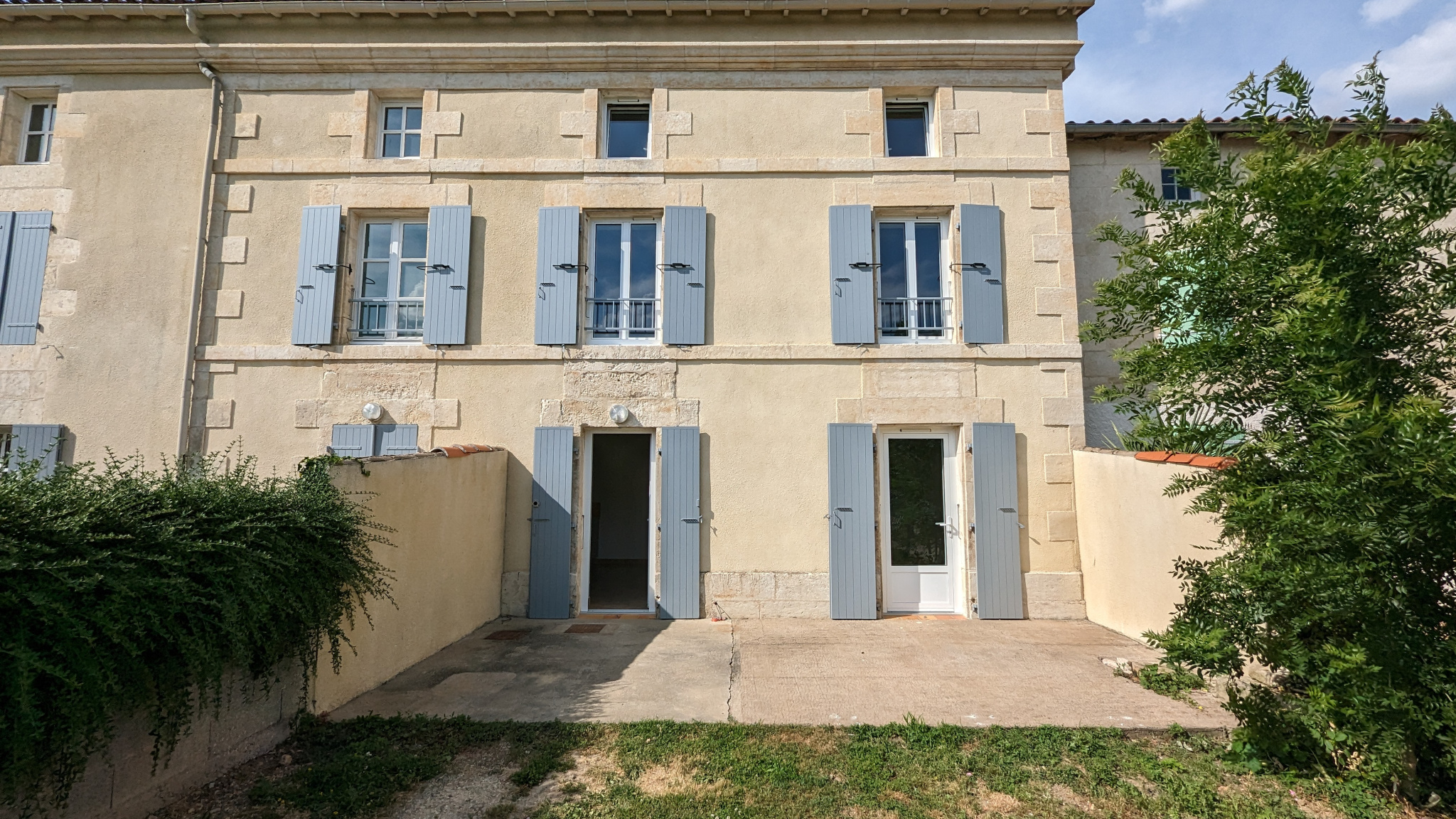 House 4 pièces · 111.00 m² à Magne